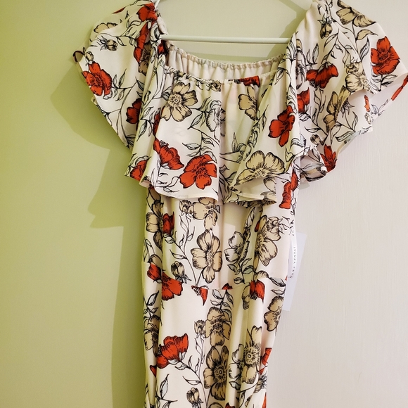 Dresses & Skirts - Ivanka trump floral dress NWT size 2